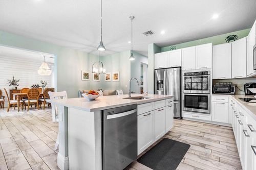 7611 Moonrise Dr, Lake Worth, FL, 33467-7406 | Card Image