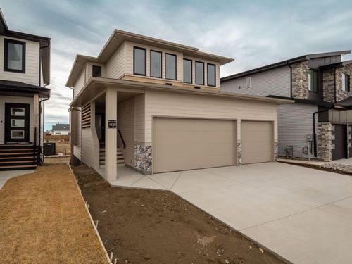 4430 31 Ave S, Lethbridge, AB, T1K8L1 | Card Image