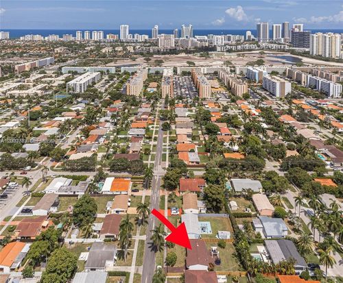 0-906 Ne 6th St, Hallandale Beach, FL, 33009-8504 | Card Image