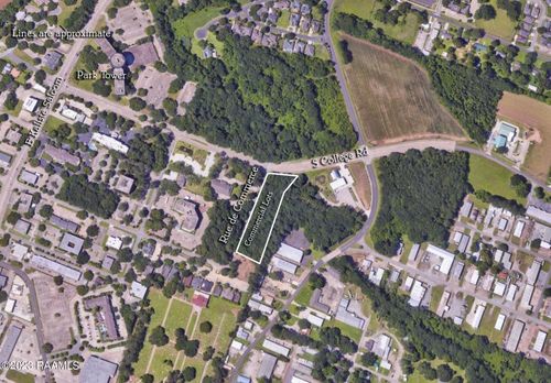 319 Rue De Commerce, Lafayette, LA, 70508 | Card Image