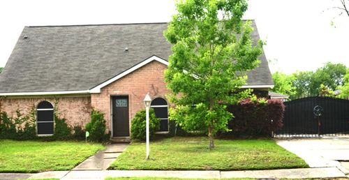 12403 Huntington Field Dr, Houston, TX, 77099-3713 | Card Image