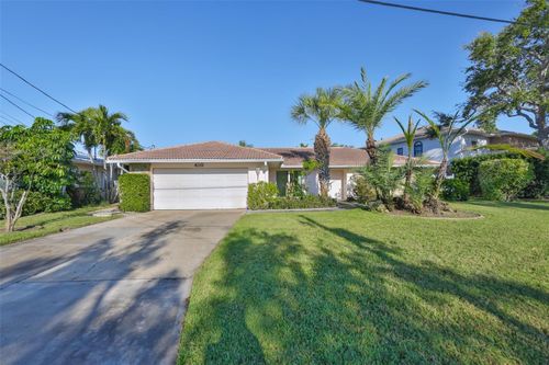 410 Harbor Dr N, Indian Rocks Beach, FL, 33785-3115 | Card Image