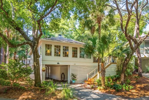 44 Twin Oaks Ln, Isle of Palms, SC, 29451-2735 | Card Image