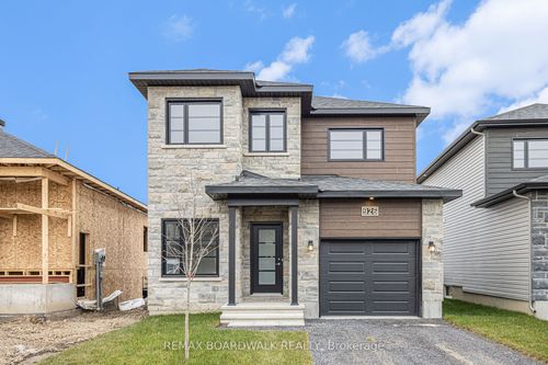 1207 Montblanc Crescent, Russell, ON, K0A1W0 | Card Image