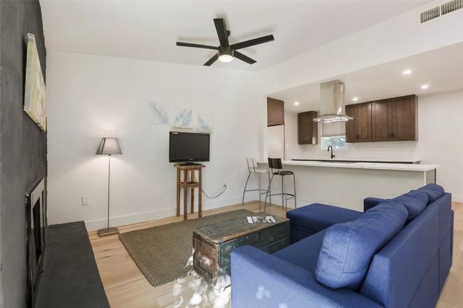 Easy to clean Laminated wood look flooring throughout | Image 15