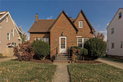 Charming 19231 Locherie Avenue! | Image 1