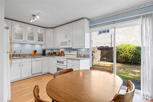 1624 Fuller St, Nanaimo, BC, V9S1B1 | Card Image