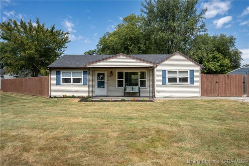 6809 John Adams Way, Louisville, KY, 40272-1331 | Card Image