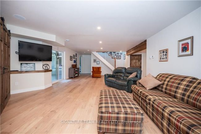 1555 Whitton Rd, House other with 3 bedrooms, 3 bathrooms and 6 parking in Horton ON | Image 24