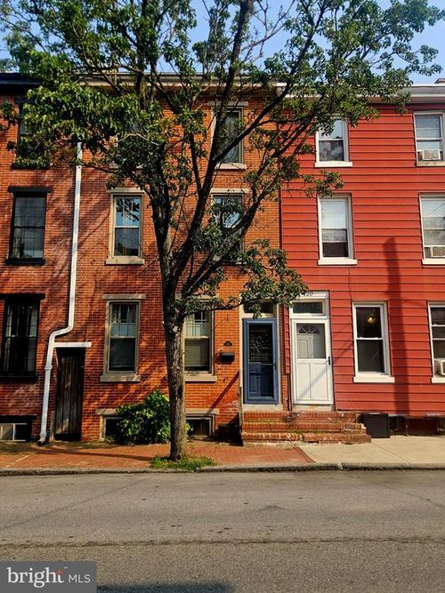122 E Miner St, WEST CHESTER, PA, 19382-3124 | Card Image