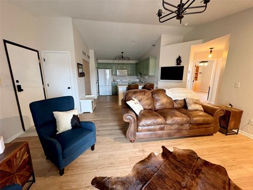 apt-304-1335 Se 6th St, Grimes, IA, 50111-1216 | Card Image