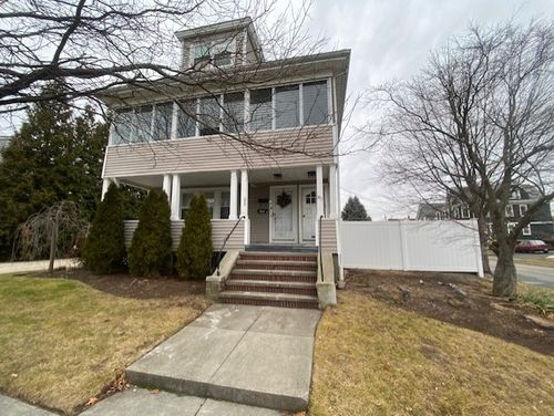 203 Laurens St, Cranston, RI, 02910-3535 | Card Image