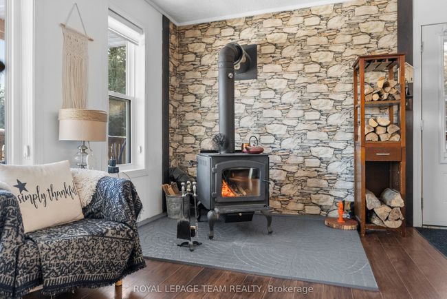 105 Heins Rd, House other with 2 bedrooms, 1 bathrooms and 10 parking in Palmer Rapids ON | Image 18