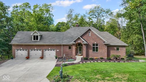 10 Ridgeline Dr, Brownsburg, IN, 46112-8832 | Card Image