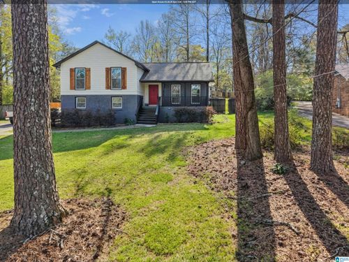 304 Ashland Ln, HOOVER, AL, 35226-1028 | Card Image