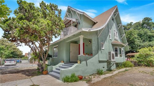201 W 49th, Los Angeles, CA, 90037 | Card Image