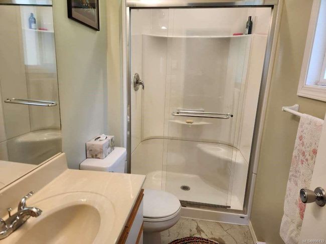 367 Pine St, House other with 3 bedrooms, 2 bathrooms and 2 parking in Alert Bay BC | Image 14