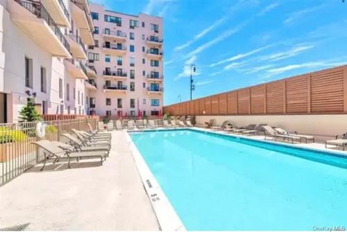 apt-2p-100 W Broadway, Long Beach, NY, 11561-4001 | Card Image