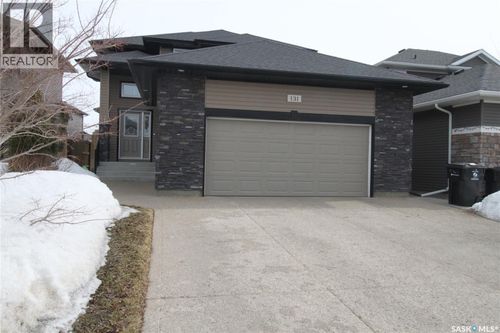 131 Pringle Cres, Saskatoon, SK, S7T0S3 | Card Image