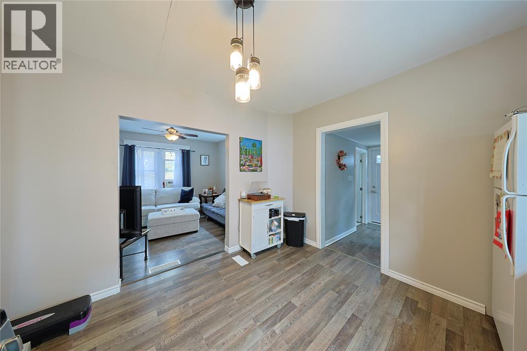 Residential Income in Sarnia 5