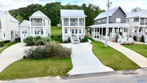 3177 Hardin Rd, Guntersville, AL, 35976-2640 | Card Image