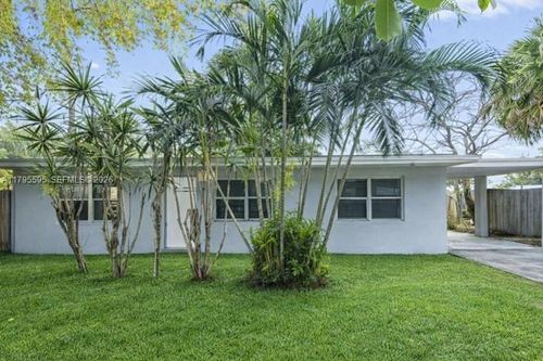 3121 Ne 13th Ave, Pompano Beach, FL, 33064-6353 | Card Image