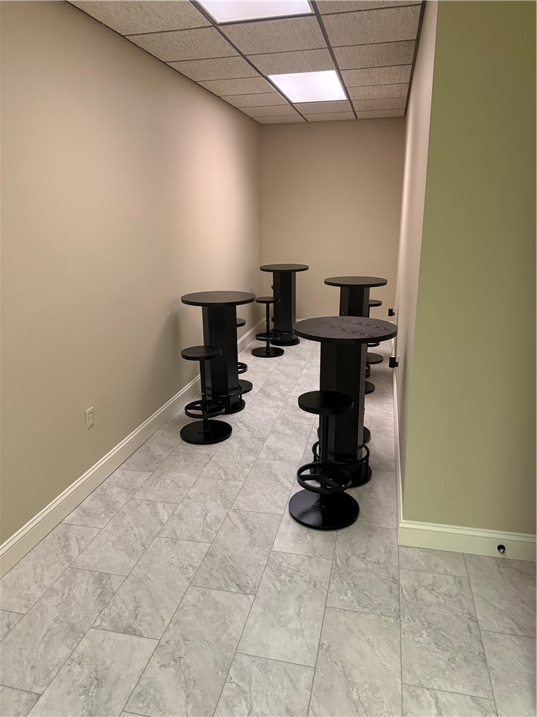Residential Lease in Indiana Boro 4