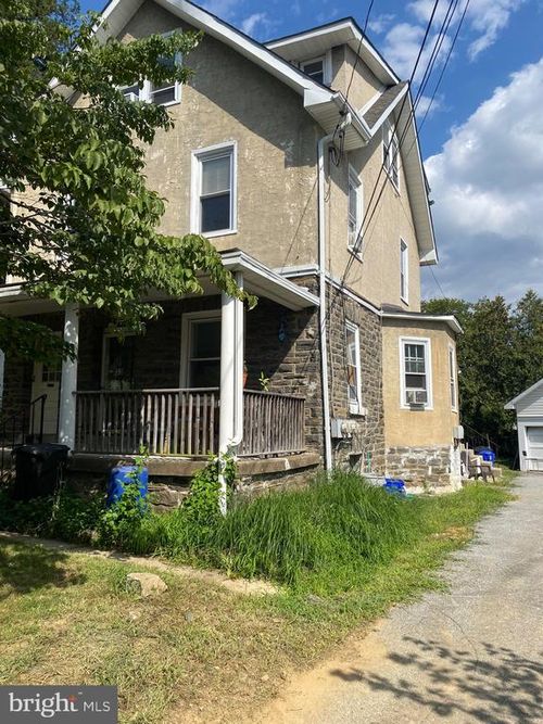 apt3-33 S Fairview Avenue, UPPER DARBY, PA, 19082 | Card Image