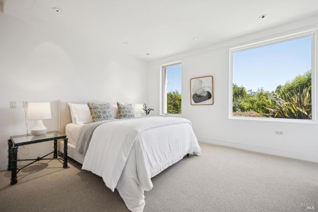 325 Via La Cumbre, House other with 3 bedrooms, 4 bathrooms and 4 parking in Greenbrae CA | Image 26