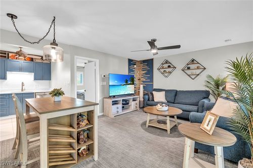 apt-16-975 9th Ave S, NAPLES, FL, 34102-8218 | Card Image
