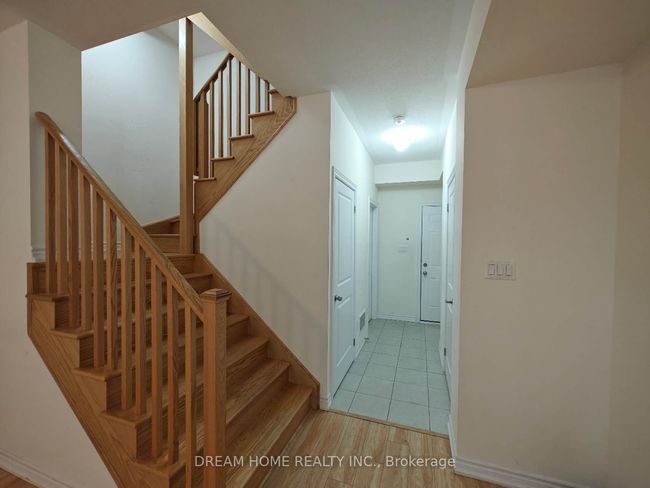 28 Robert Joffre Leet Ave, House attached with 3 bedrooms, 3 bathrooms and 1 parking in Markham ON | Image 9