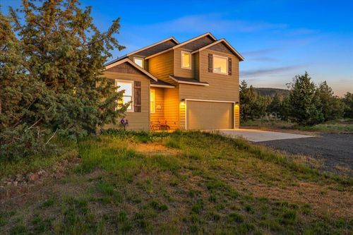 9444 Copper Rd, Powell Butte, OR, 97753-5323 | Card Image
