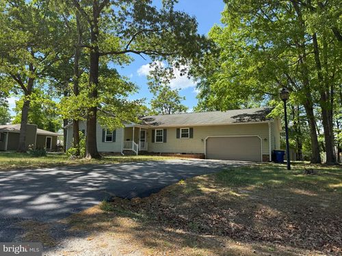 10800 Woodland Dr, FREDERICKSBURG, VA, 22407-7768 | Card Image