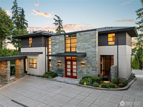 9632 Lake Washington Blvd Ne, Bellevue, WA, 98004-5405 | Card Image