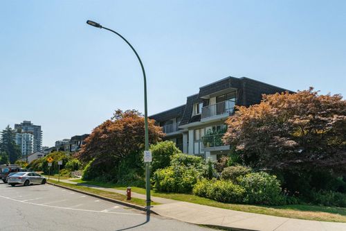 209-275 W 2nd St, North Vancouver, BC, V7M1C9 | Card Image