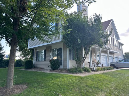 270-270 Sandhurst Ln, South Elgin, IL, 60177-2913 | Card Image