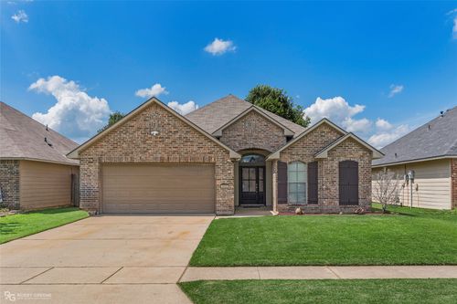 3826 Pickering Pass Dr, Bossier City, LA, 71111-6422 | Card Image
