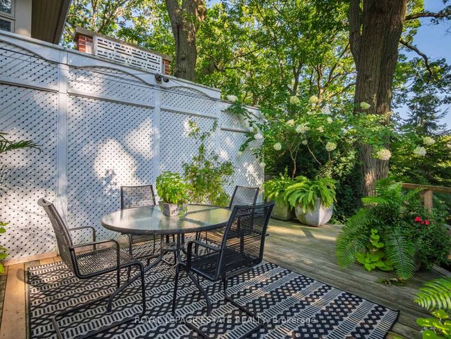 121 Pine Glen Rd, House other with 4 bedrooms, 3 bathrooms and 1 parking in Toronto ON | Image 43