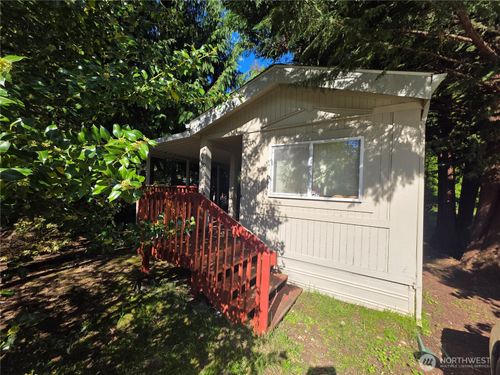 1160 E Lakeshore Dr W, Shelton, WA, 98584-9091 | Card Image