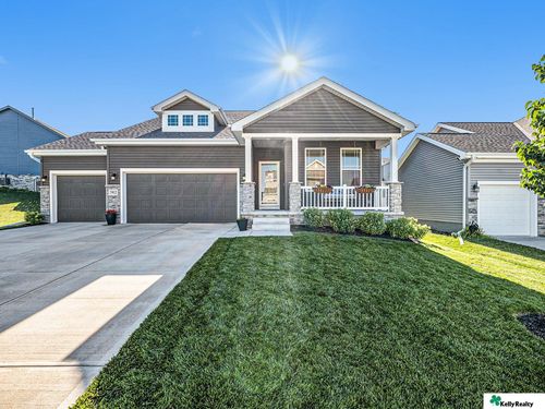 7912 S 185 Street, Omaha, NE, 68136 | Card Image