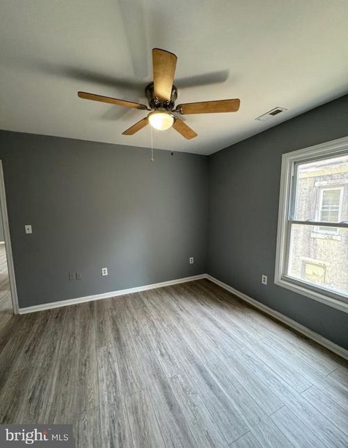 2211 W Tioga St, PHILADELPHIA, PA, 19140-3846 | Card Image