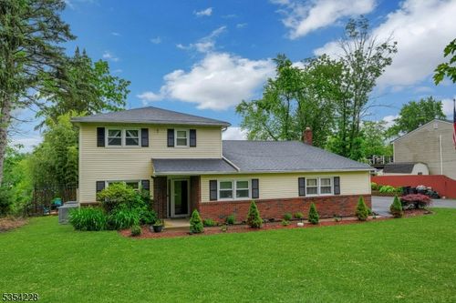 104 Pine Brook Rd, Montville, NJ, 07045-9640 | Card Image