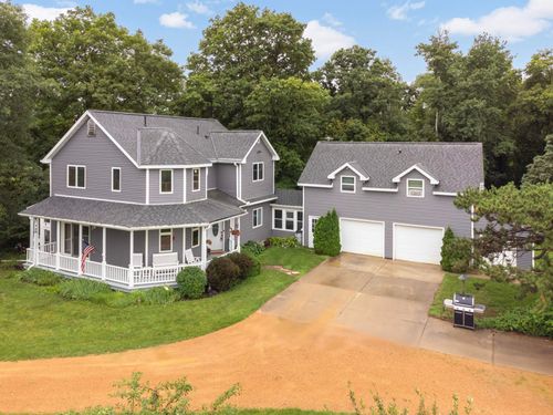 7250 Maplewood Rd, Cologne, MN, 55322-9108 | Card Image