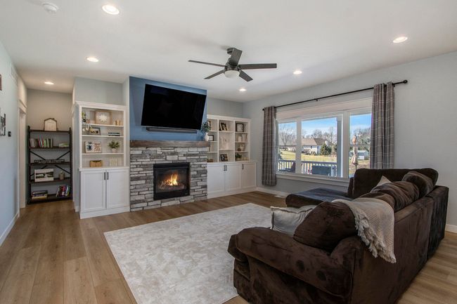 46140 Finch St, House other with 5 bedrooms, 4 bathrooms and null parking in Mattawan MI | Image 10