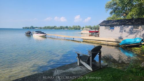124 Moores Beach Rd, Pefferlaw, ON, L0E1N0 | Card Image