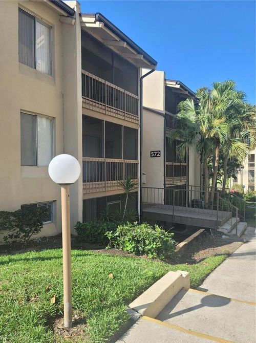 apt-65-572 Orange Dr, ALTAMONTE SPRINGS, FL, 32701-5313 | Card Image