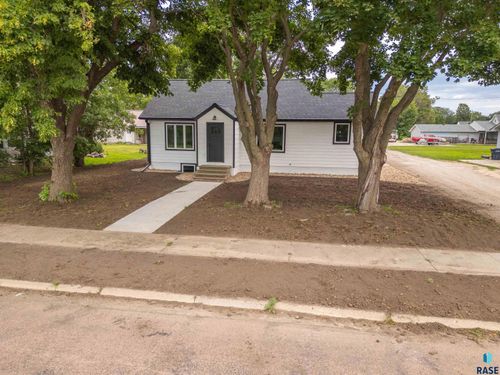 208 2nd Ave Avenue, Sibley, IA, 51249 | Card Image