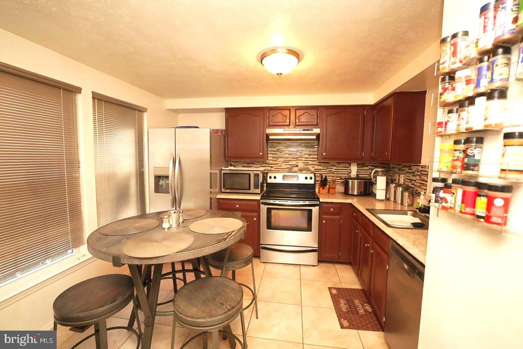 Residential in EDGEWOOD 2
