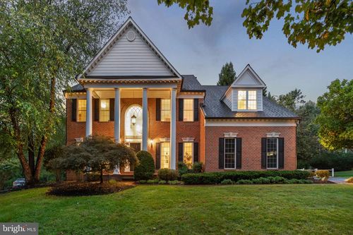 10312 Kingsway Ct, Ellicott City, MD, 21042-5876 | Card Image