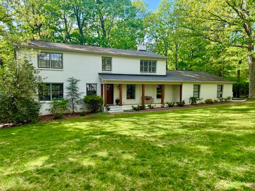 91 Carriage Hl, Signal Mountain, TN, 37377-2319 | Card Image